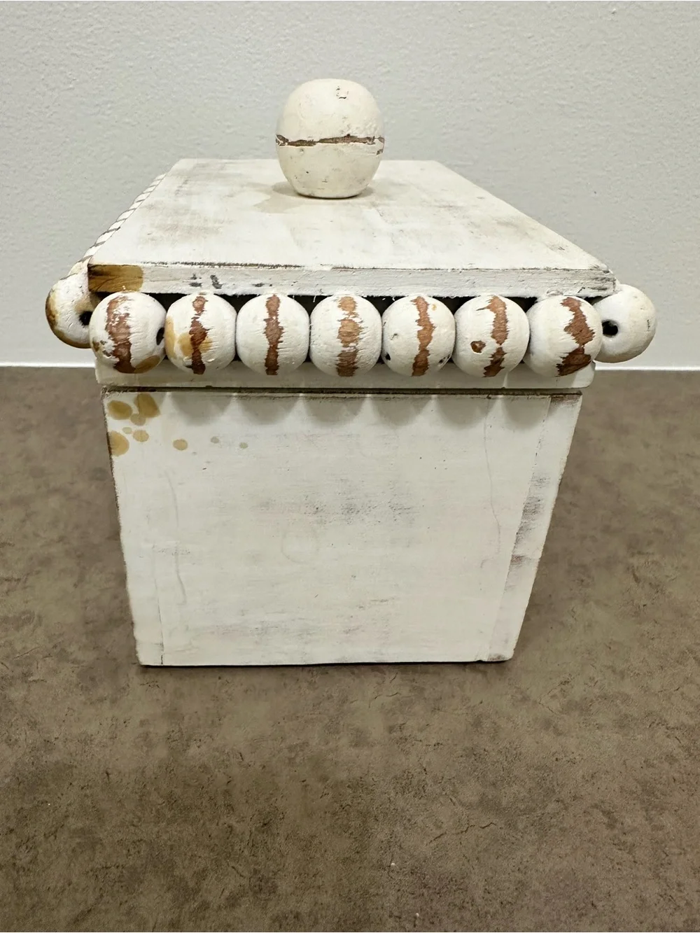 Mud Pie White Beaded Recipe Box White-Washed Beaded Mango Wood 7.5 x 4.5 x 5